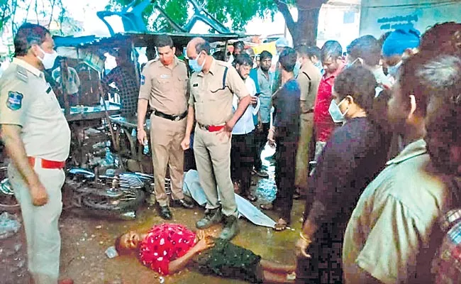 Young Man Assassination At Liquor Store At Suryapet District - Sakshi