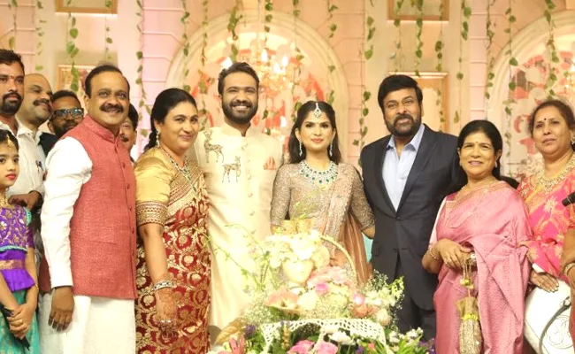 Chiranjeevi Attended YSRCP MP Balasouri son Engagement In Hyderabad - Sakshi