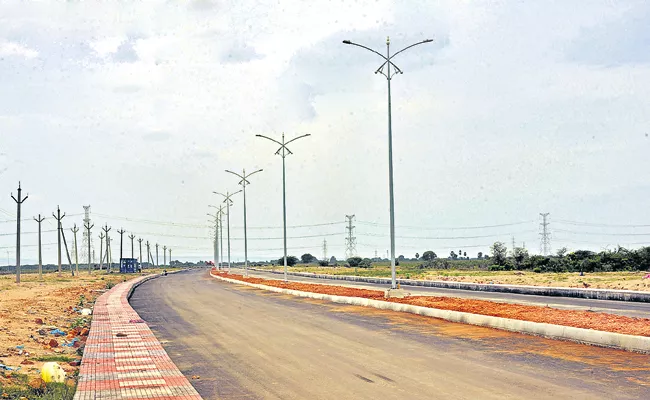 Huge industrial park prepared at record speed Andhra Pradesh - Sakshi