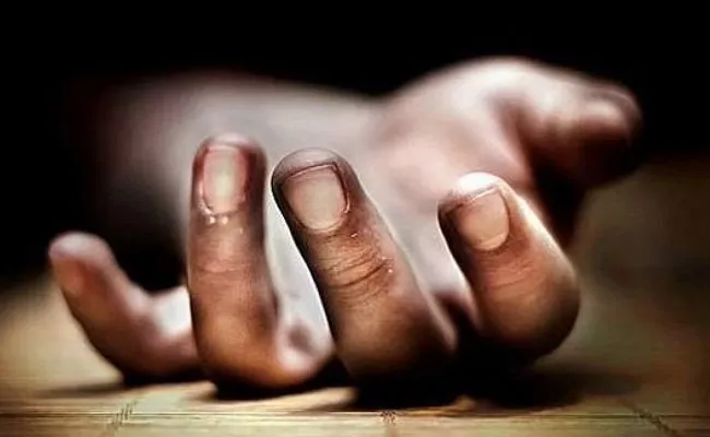 A Man Died Because Of Human Negligence At Visakhapatnam - Sakshi