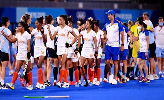 Tokyo Olympics: Indian Womens Hockey Will Made History If Won Bronze - Sakshi