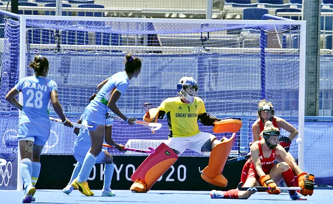 Tokyo Olympics: Indian Women Hockey Loses Bronze To Britain - Sakshi