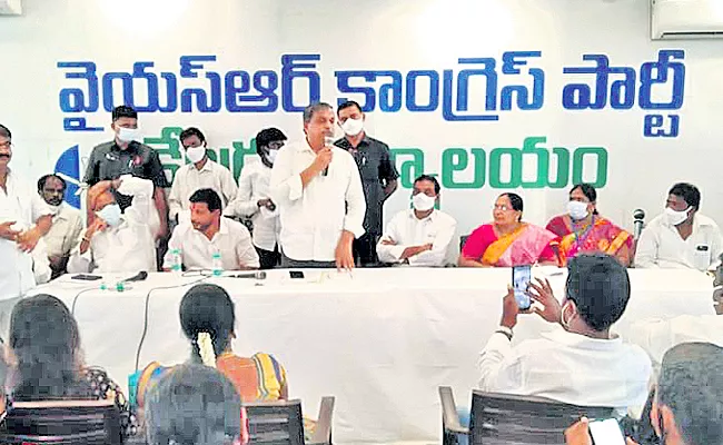 Sajjala Ramakrishna Reddy Fires On Chandrababu - Sakshi