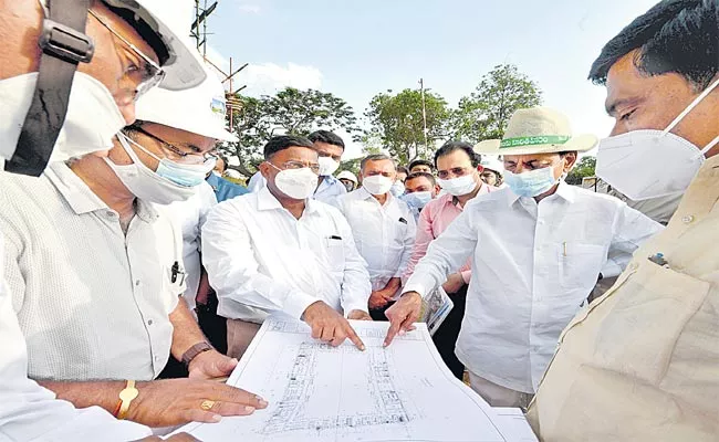 Telangana CM KCR Plans For New Secretariat - Sakshi