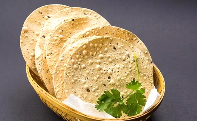 No GST On Papad Whatever Its Shape Clarified By CBIC - Sakshi