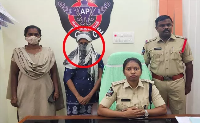 Daughter In Law Was Arrested By The Police In Connection With Assassination Of Her Aunty - Sakshi