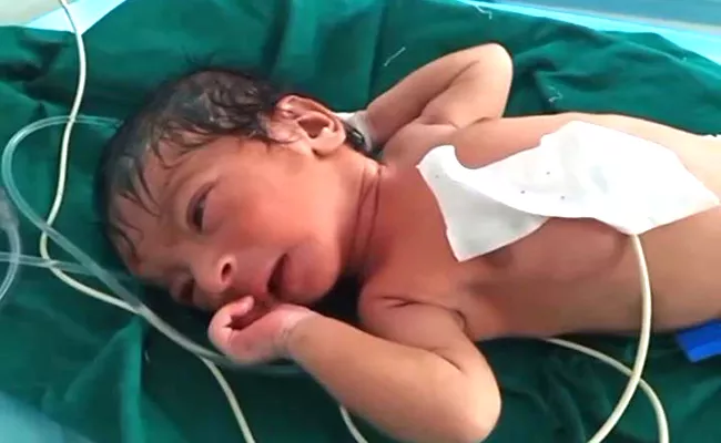 Kamareddy: Mother Ends Her Life After Giving Birth To Baby - Sakshi