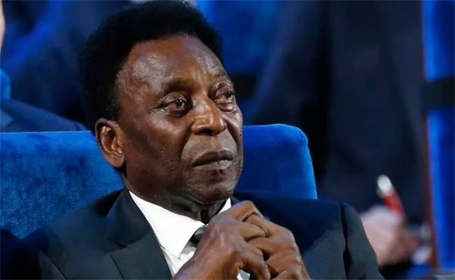 Football Legend Pele Remains In Intensive Care After Surgery - Sakshi