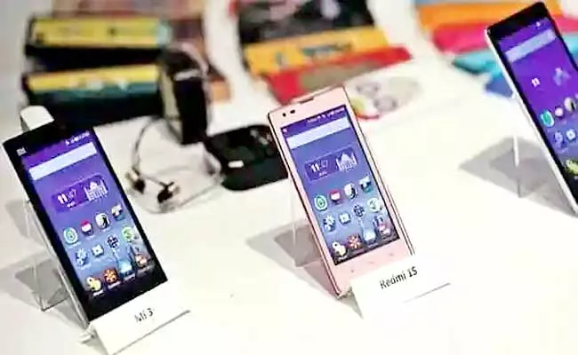 XIAOMI BEGAN TO BLOCK SMARTPHONES IN REGIONS WHERE THEIR SALE IS PROHIBITED - Sakshi