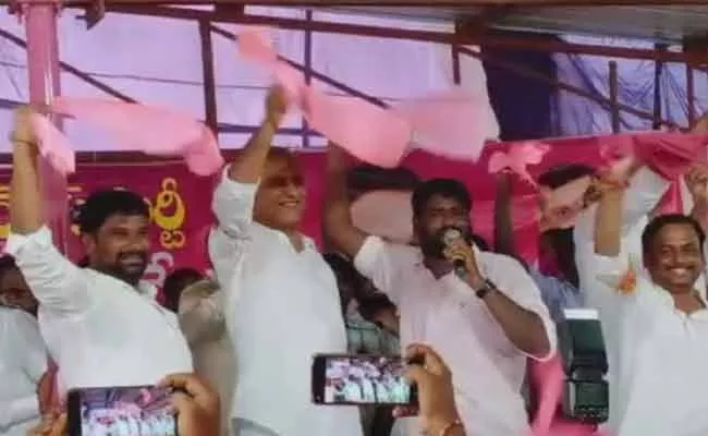 Telangana Minister Harish Rao Dance In Party Meeting - Sakshi