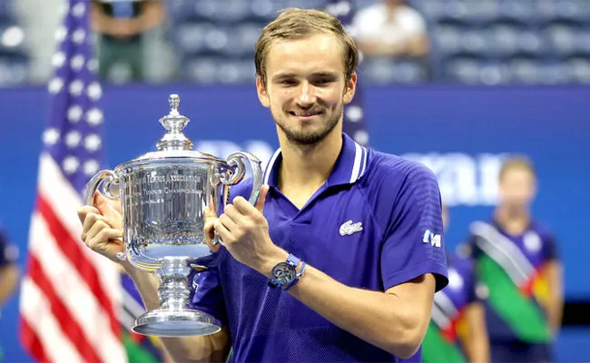 US Open 2021: Medvedev Wins First Grand Slam Beating Djokovic In Final - Sakshi