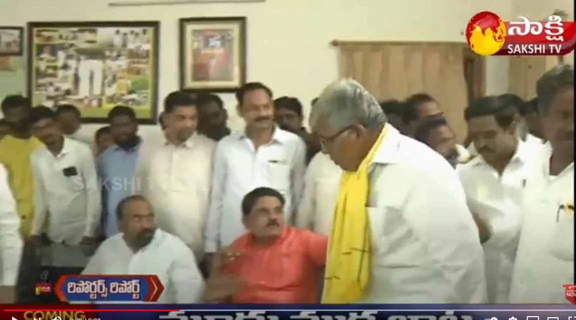 Internal Dispute  Of TDP Leaders In Anantapur District