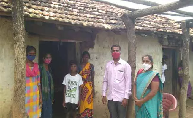 KTR Reacts In Sakshi Special Story On Physically Challenged Person In Adilabad