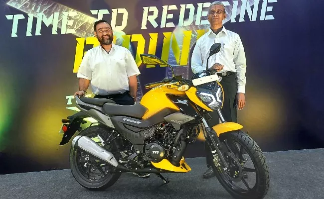 TVS Raider 125 launched in India, Priced from RS 77500 - Sakshi