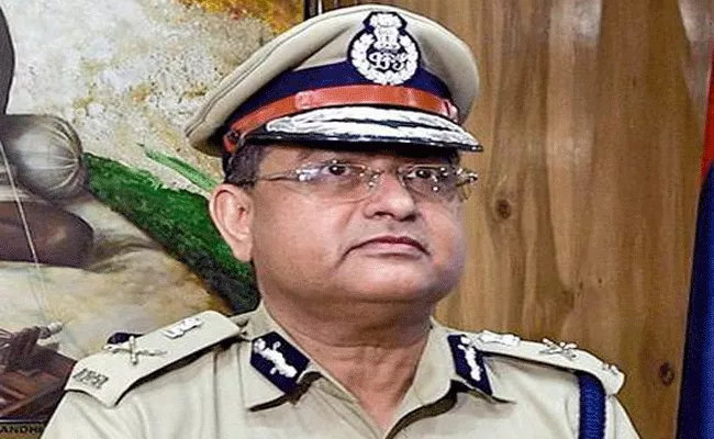 Rakesh Asthana made Delhi Police chief in public interest - Sakshi