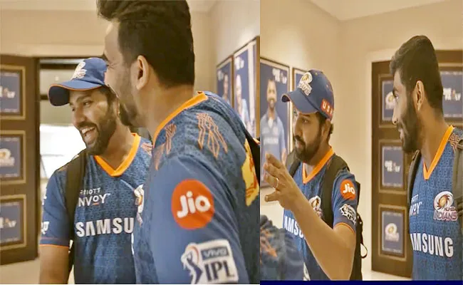 Mumbai Indians Teammates Grand Welcome Rohit Sharma After Quarnatine - Sakshi