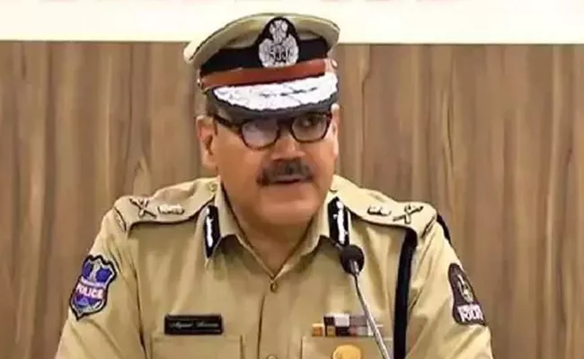 CP Anjani Kumar threatened By A Man, Police Noted That From karnataka - Sakshi