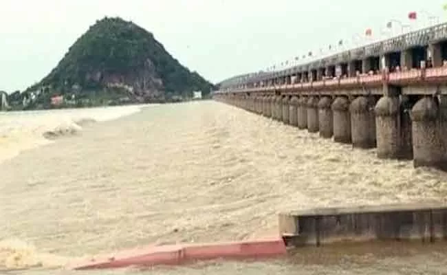 AP ENC Letter To Krishna River Board Over Not Consider Projects Flood Water - Sakshi