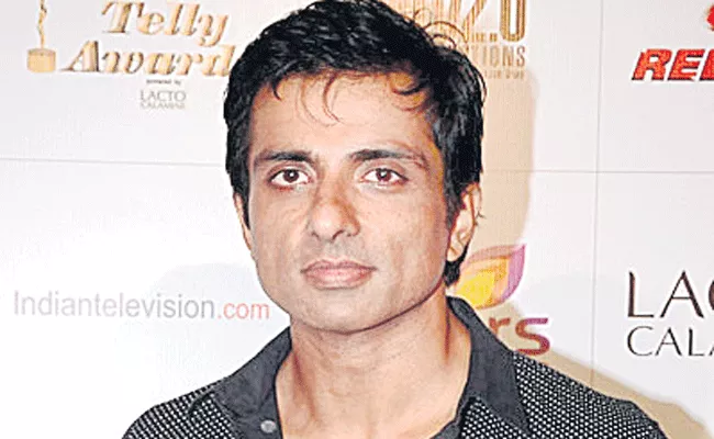 Sonu Sood Evaded Tax of Over Rs 20 Crore - Sakshi