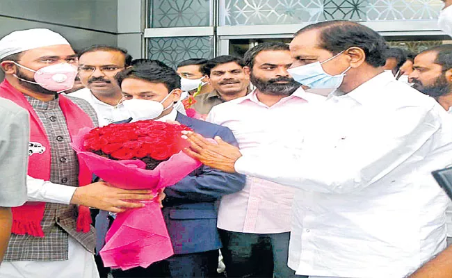 KCR To Lay Stone For TRS Office In Delhi Today - Sakshi