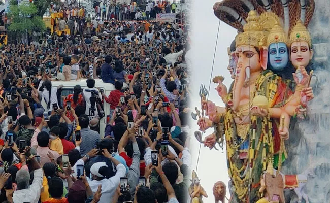 Hyderabad Devotees Clicked Khairatabad Ganesh Idol with Smartphone - Sakshi