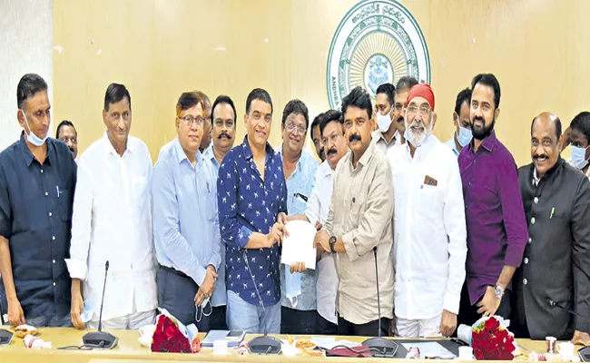 Andhra Pradesh Government meeting with representatives of film industry Perni Nani - Sakshi