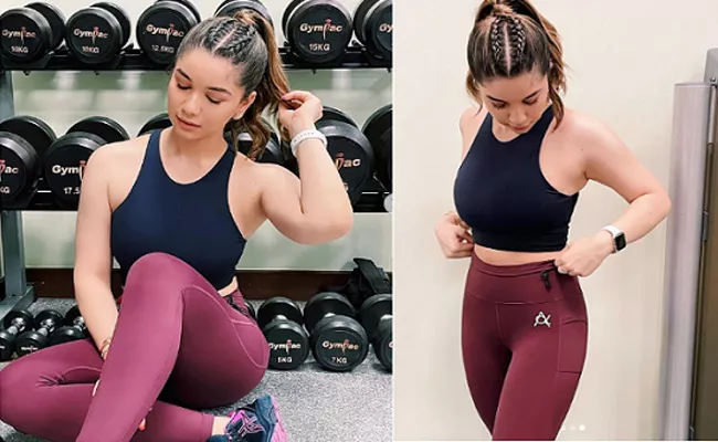 Sara Tendulkars Activewear Pic Liked by Bollywood Actors - Sakshi