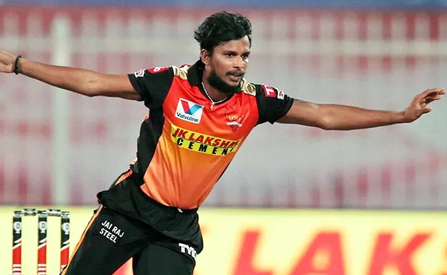 Tragedy Story T Natarajan After Tested Corona Positive Ahead SRH Vs DC - Sakshi