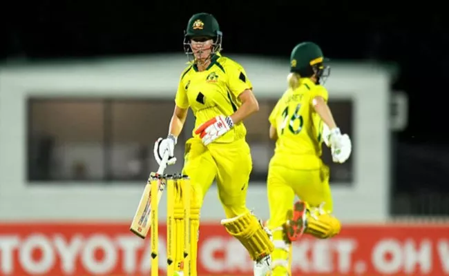 Indian Women lose by 5 wickets Against Australia - Sakshi