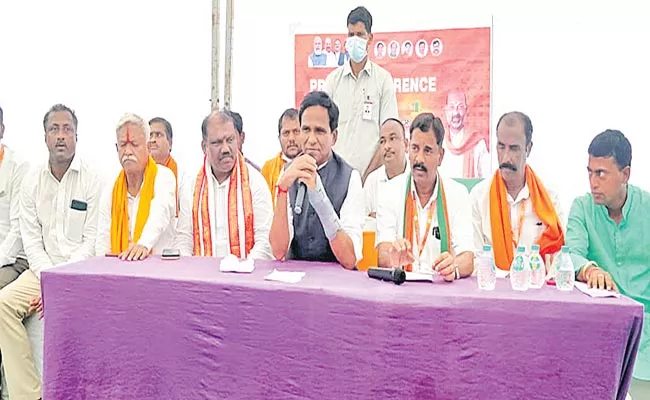 Union Minister Raosaheb Patil Comments On CM KCR - Sakshi