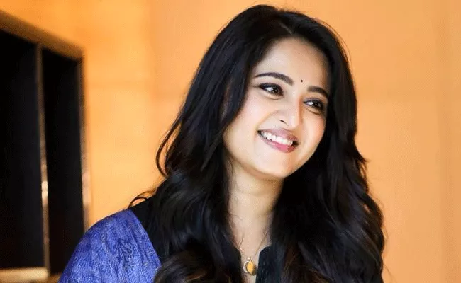 Astrologer Interesting Comments on Anushka Shetty Marriage - Sakshi