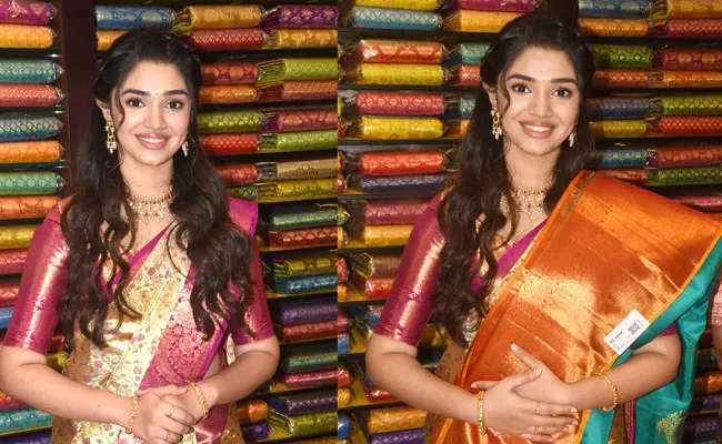 Krithi Shetty Inaugurates JC Brothers Shopping Mall In Kukatpally - Sakshi