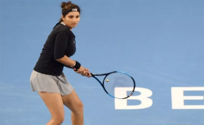 Sania Mirza in Doubles Final at Ostrava Open - Sakshi