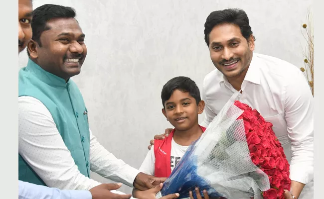 Gandham Bhuvan Jai Meets CM YS Jagan At Tadepalli - Sakshi