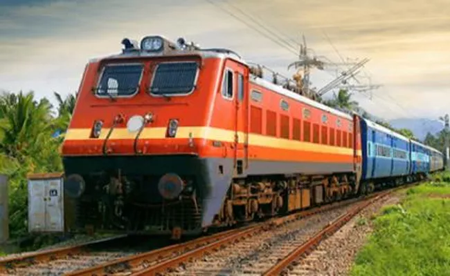 Cyclone Gulab Effect To Trains Andhra Pradesh - Sakshi