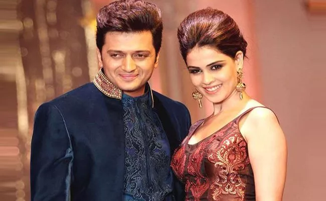 Genelia DSouza Strong Reply to Troll on video with Reteish Deshmukh - Sakshi