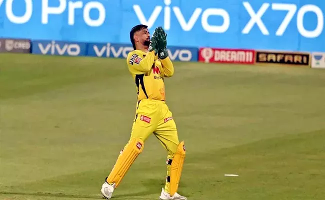 IPL 2021: MS Dhoni Sets New Record Completes 100 Catches For CSK - Sakshi