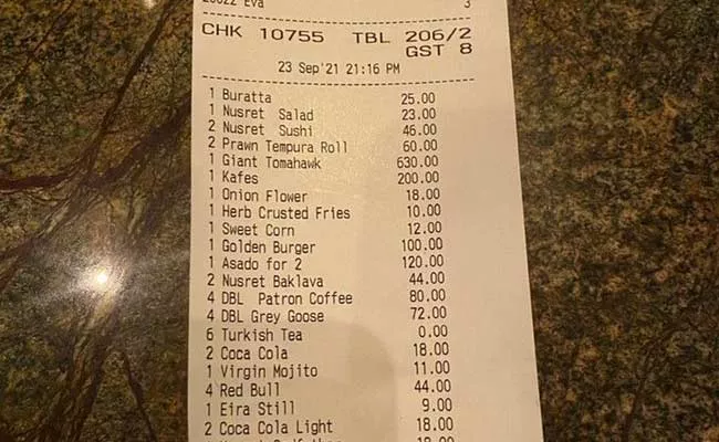 Turky Stylish Chef Salt Bae Single Meal Bill Viral In Internet - Sakshi