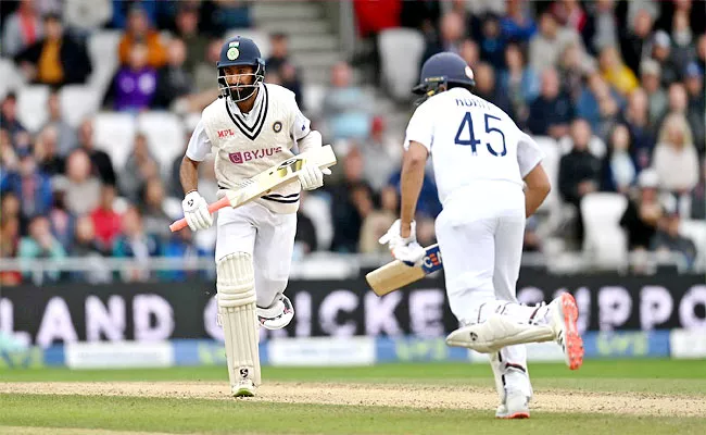 ENG Vs IND: Rohit Sharma Frustrated Cheteshwar Pujara Overran Other End - Sakshi