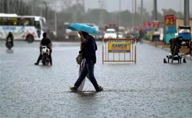 Heavy Rains Are Being Recorded In The Many Telangana Districts - Sakshi