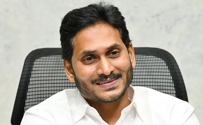 Priests Thanks To CM YS Jagan - Sakshi