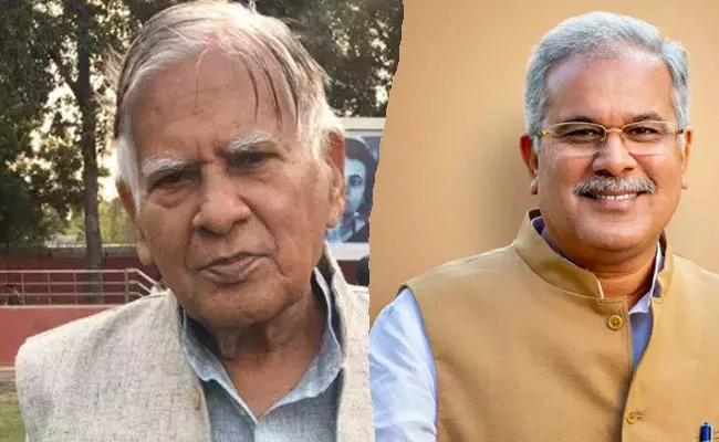 Case Filed On CM Bhupesh Baghel Father Nand Kumar Baghel - Sakshi