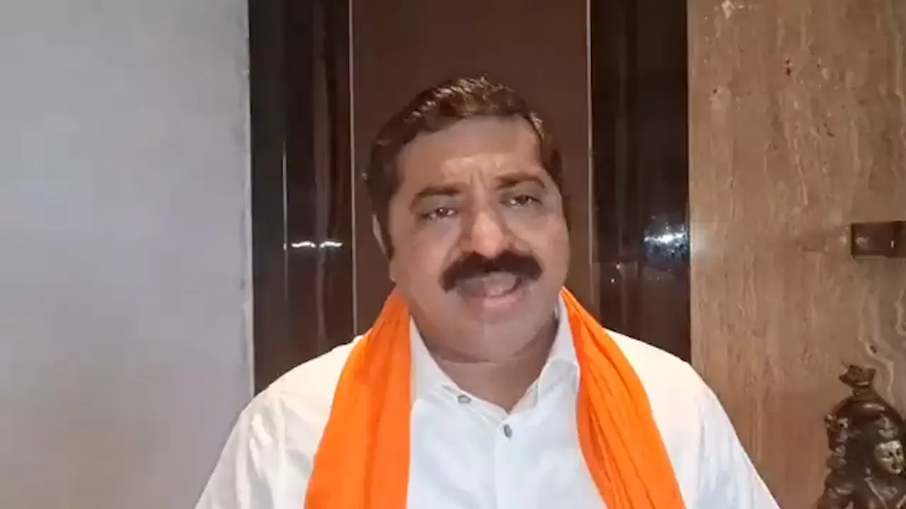 BJP MLA Ram Kadam Warns To Javed Akhtar On RSS Statement