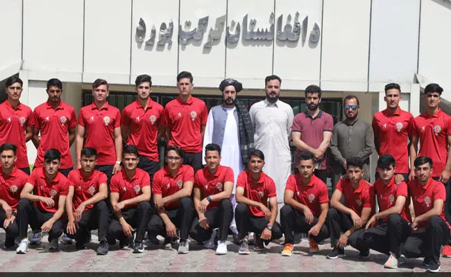 Taliban: First Afghan Cricket Team In Taliban Era Arrives In Bangladesh - Sakshi