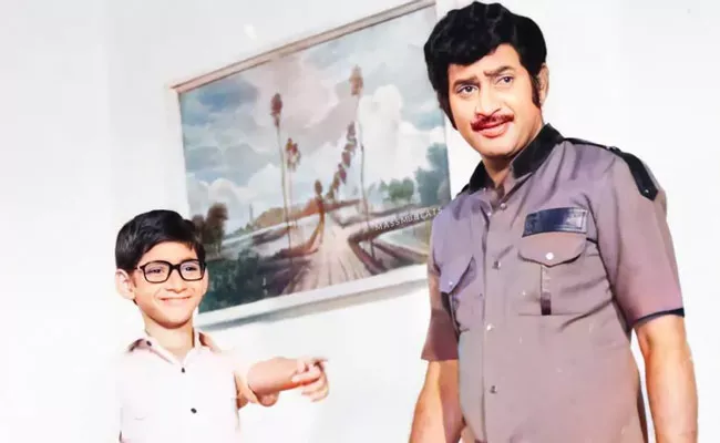 Superstar Mahesh Babu Thanks His Father, Superstar Krishna On Teachers Day - Sakshi