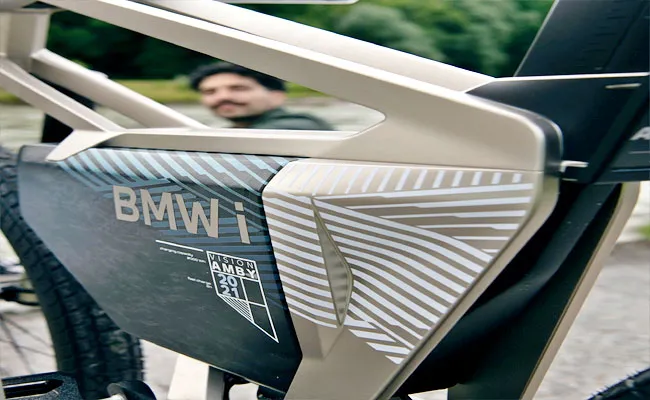 BMW Unveils High Speed Electric Bicycle With 300 Km Of Range - Sakshi