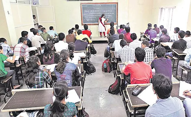 Telangana Engineering Colleges In The State Have Unqualified Faculty - Sakshi