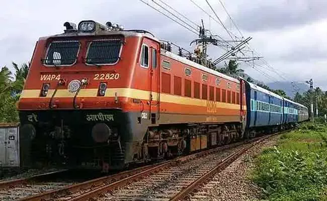 Dussehra Festival Special Trains - Sakshi