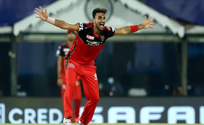 Harshal Patel On The Brink Of Breaking This Huge IPL Record - Sakshi