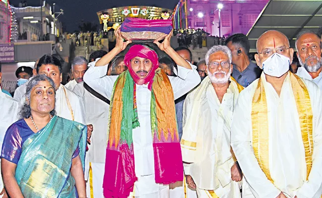 CM YS Jagan Presented Silk Clothes To TTD Tirumala Srivaru - Sakshi